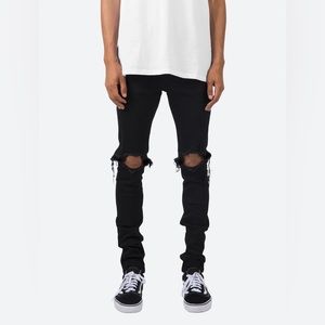 Distressed Skinny Jeans